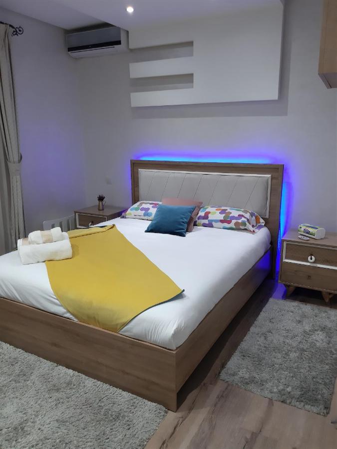 Appartement Pour Familles En Residence Avec Piscine Et Wifi Marrakesh Extérieur photo
